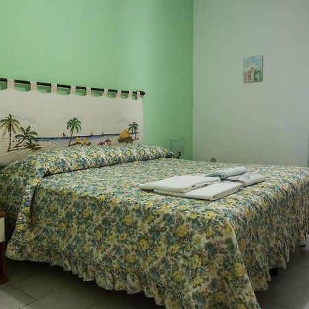 Aurora Sul Mare Bed & Breakfast Otranto Bagian luar foto