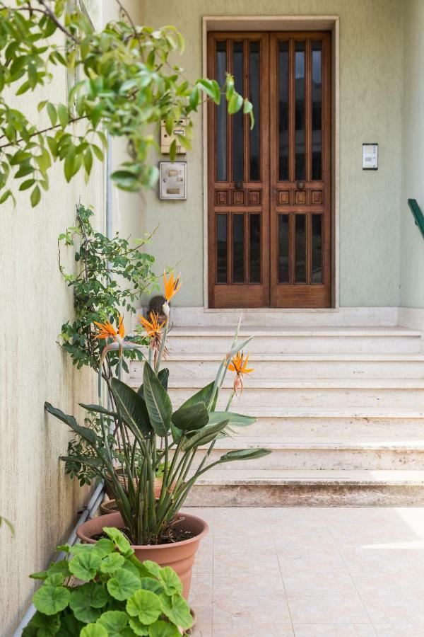 Aurora Sul Mare Bed & Breakfast Otranto Bagian luar foto
